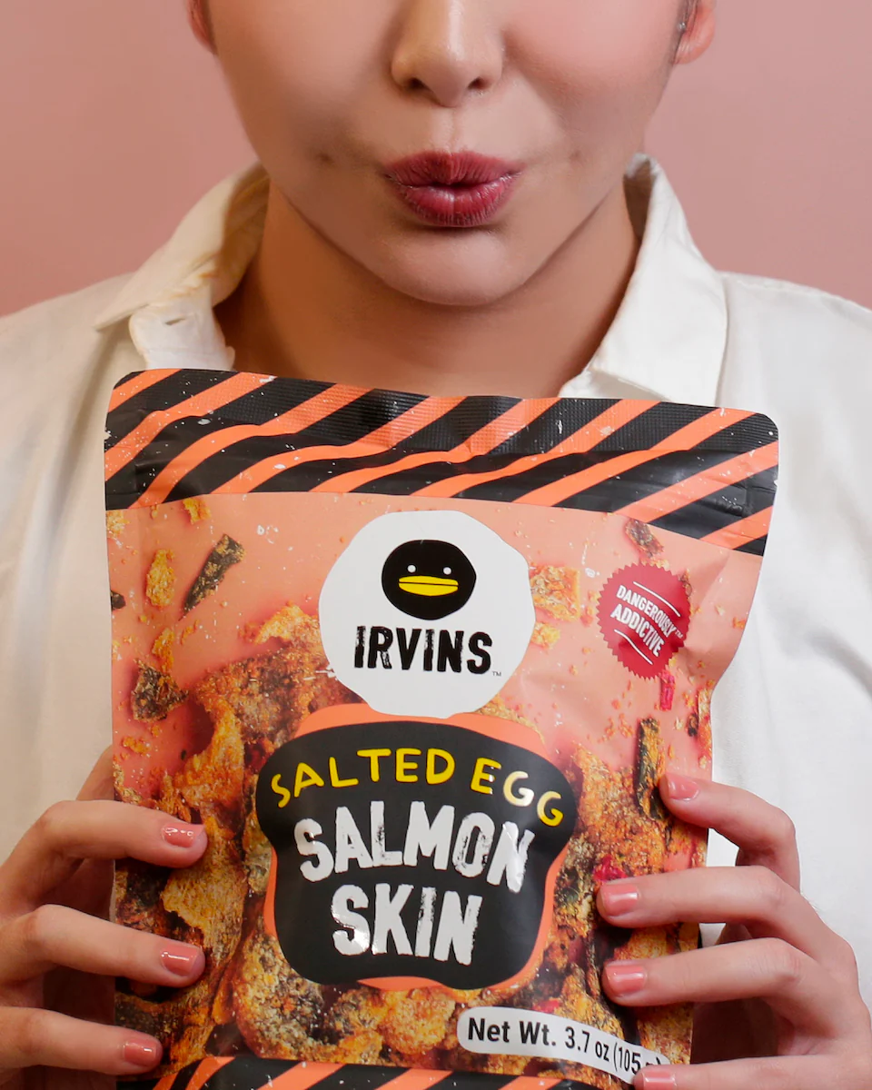 IRVINS Salted Egg Salmon Skin (95g) - Image 6